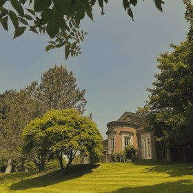 Manor venue set in the Cardiff countryside, surrounded by beautifully landscaped lawns and gardens, offering a picturesque setting for weddings and events.